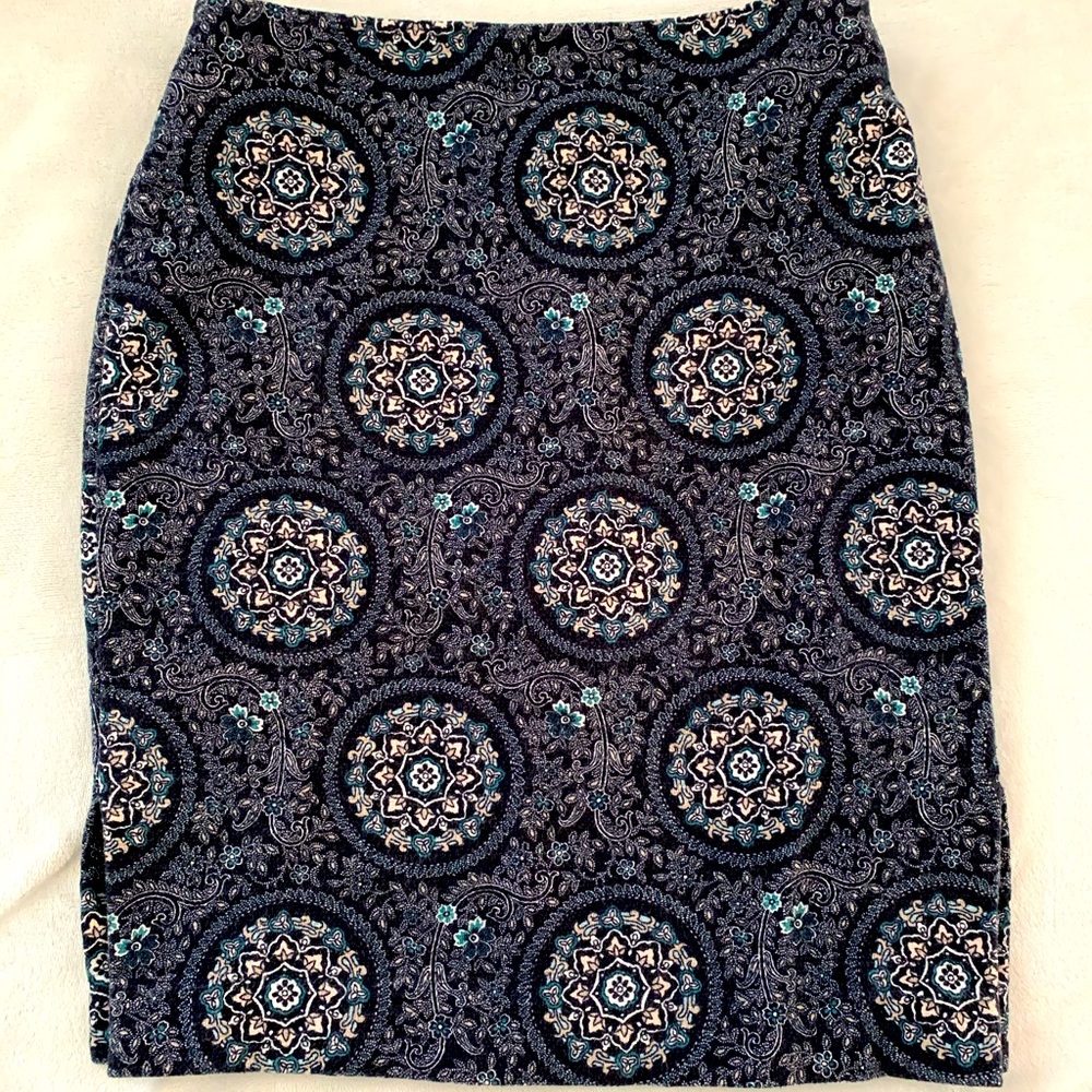 Loft skirt